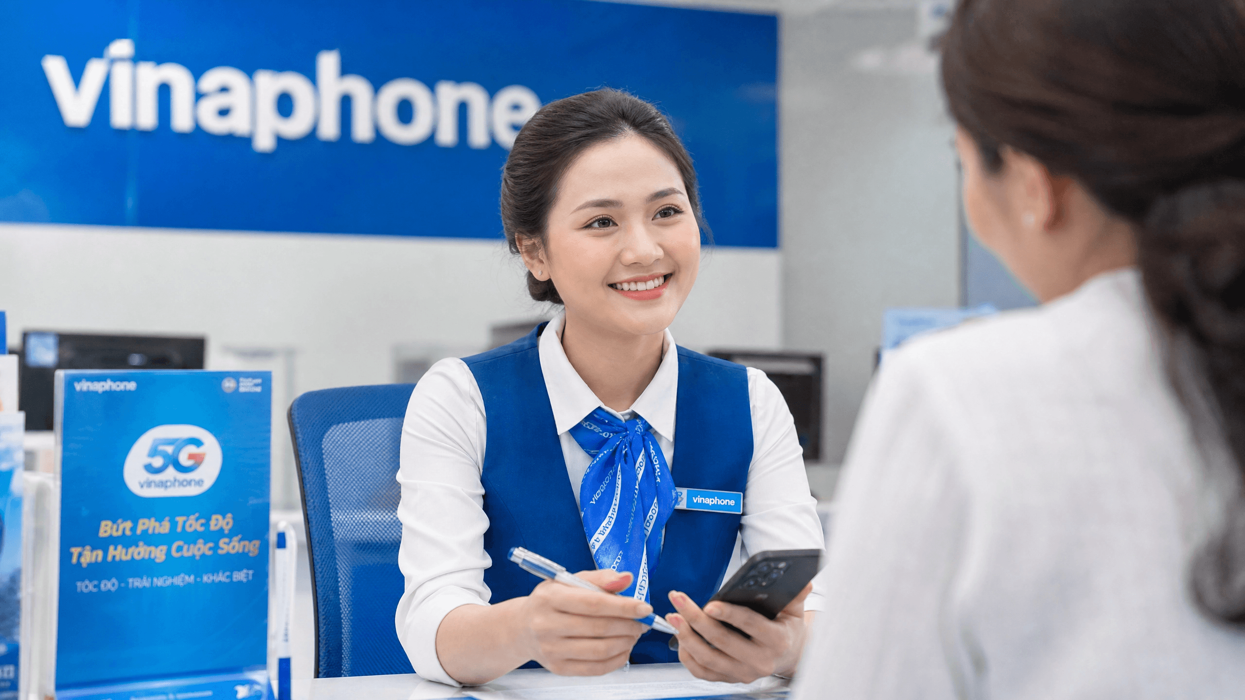 Khi Nào Thì Nhà Mạng Khóa SIM Không Chính Chủ?